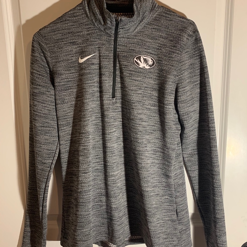 Nike athletic top